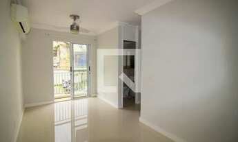 Imagem 2: Apartamento para Aluguel - São Cristóvão, 2 Quartos, 50 m2