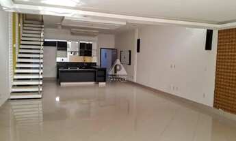 Imagem: Casa em Condomínio à venda, 3 quartos