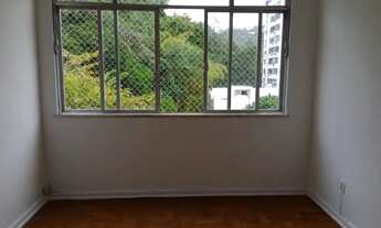 Imagem: Laranjeiras, quarto e sala