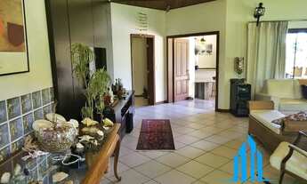 Imagem 3: Casa com 5 suítes na Aldeia da Praia em localização excelente