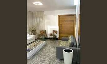 Imagem 3: Casa à Venda - Heliópolis, 3 Quartos, 580 m2