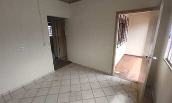 Imagem 6: Casa para Locação em Londrina, Jardim Agari (vila Nova), 2 dormitórios, 1 banheiro