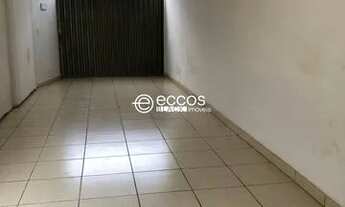 Imagem 2: Casa à venda, 2 quartos, 2 vagas, LARANJEIRAS - Uberlândia/MG