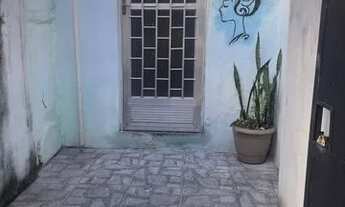 Imagem 2: Kitnet em Ramos Casa com 1 banheiro