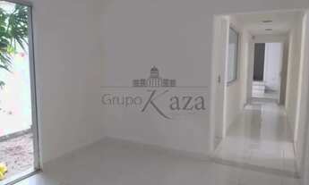 Imagem 3: Lindo Ponto Comercial 250m² - 6 salas, 3 wcs, 6 vagas e garagem e excelente localização