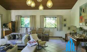 Imagem 2: Casa com 5 suítes na Aldeia da Praia em localização excelente