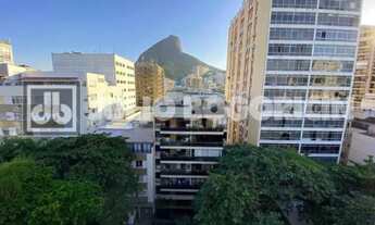 Imagem 4: Rua General Artigas 3ª quadra prédio recuado 2 suítes vista Dois irmãos portaria 24 horas