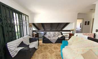 Imagem 5: CASA CENTRAL 193M², 3 DORM 1 SUÍTE, 4 BANH 2 GAR