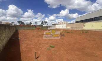 Imagem: Terreno à venda, 288 m² por R$ 300.000,00