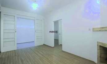 Imagem 2: Apartamento reformado no Moinhos de Vento com 95m² privativos e 1 vaga de garagem