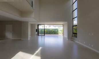 Imagem 5: Casa nova no Condomínio Caledônia, com 4 suítes, 6 vagas!