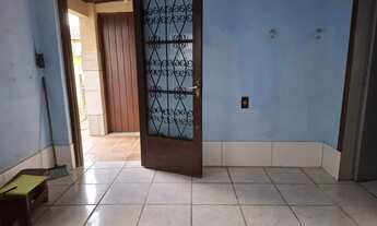 Imagem 5: Vende Casa no Bairro Cavalhada em acesso a poucos metros da Avenida. Construídos 2 residên