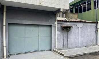 Imagem 2: Casa Linear de 2 Quartos, quintal e Garagem em Vila São João