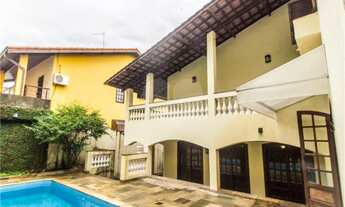 Imagem: Condomínio com 4 quartos à venda ou para