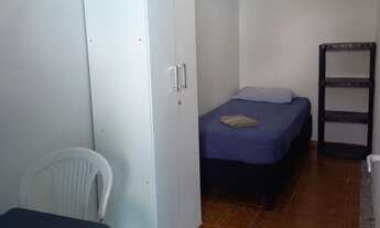 Imagem 7: Quarto individual com coz e wc compartilhado $550 jardim leocadia Próximo Facens