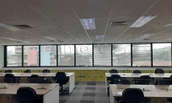 Imagem 7: Conjunto comercial em Pinheiros com 775m², 2 salões amplos com salas menores, ar condicion