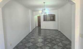 Imagem: Alugo amplo apartamento, 02 dormitórios