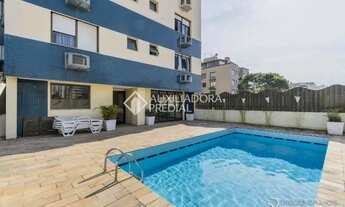 Imagem 2: Imóvel para aluguel tem 82 metros quadrados com 3 quartos em Passo da Areia - Porto Alegre