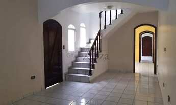 Imagem: Oportunidade - Casa Sobrado - Jacareí