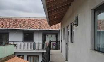 Imagem: Aluga-se Kitnets incluso água e luz