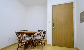 Imagem 5: Apartamento venda possui 46 m com 1 quarto sacada vista muito sol Porto Alegre Centro His