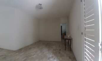 Imagem 6: Ótima Casa em rua tranquila