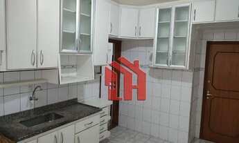 Imagem 6: Apartamento muito bem localizado com 2 dormitórios com armários, sala espaçosa, cozinha co