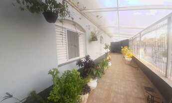 Imagem 7: Térrea para venda possui 156 metros quadrados com 3 quartos