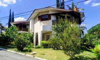 Imagem 2: Casa de condomínio para venda tem 690 metros quadrados de terreno com 3 quartos