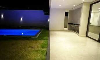 Imagem 7: Casa de condomínio térrea para venda tem 310 metros quadrados com 4 quartos