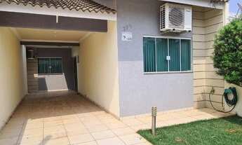 Imagem 2: Casa por R$385.000,00 com 3 quartos, Jd. Paris III