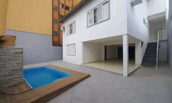 Imagem: Alugo casa 8 quartos bairro nobre Cuiabá