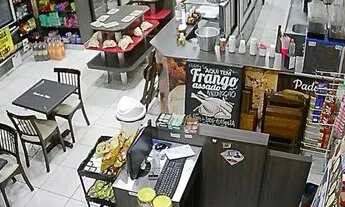 Imagem 1: VENDE-SE PONTO DE PADARIA , COMPLETA