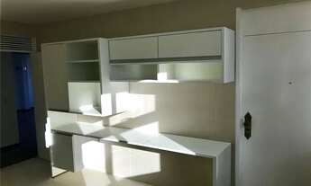 Imagem 4: We present a great high standard apartment located close to Parque da Jaqueira, one of the