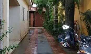 Imagem 5: CASA COM TRÊS QUARTOS NA PEDREIRA E PISCINA