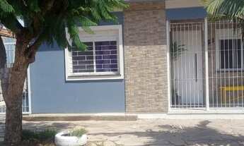 Imagem: CASA DE VERANEIO À UMA QUADRA DA PRAIA