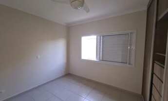 Imagem 4: Casa de condomínio para aluguel possui 150 metros quadrados com 3 quartos Phytus