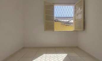 Imagem 6: Casa para venda com 3 quartos em Centro - Camaçari - BA