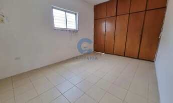 Imagem 3: Casa para Venda em Recife, Tamarineira, 5 dormitórios, 2 suítes, 5 banheiros, 2 vagas