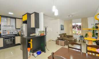 Imagem 3: Sobrado para venda possui 95 metros quadrados com 3 quartos em Abranches - Curitiba - PR