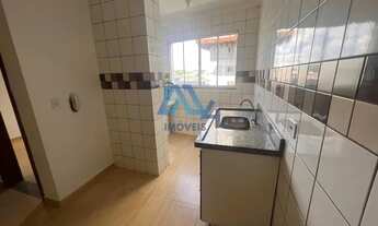 Imagem 4: Aproveite a oportunidade de morar em um apartamento aconchegante e bem localizado, próximo