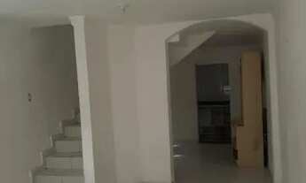 Imagem 7: Sobrado para aluguel e venda possui 130 metros quadrados com 2 quartos