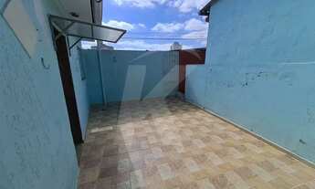 Imagem 2: Casa com 1 quarto, sala, cozinha, banheiro, área de serviço