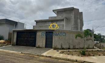 Imagem: CASA COM 04 QUARTOS SENDO 04 SUITES NA QUADRA