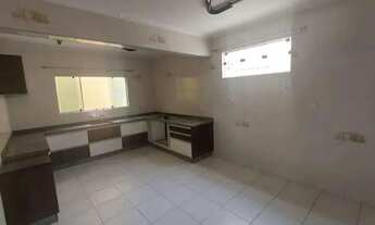 Imagem 4: AMPLA CASA EM POÁ