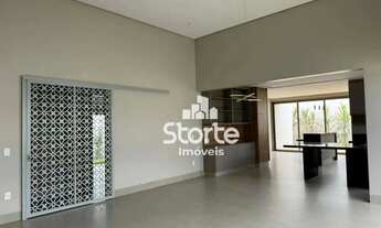 Imagem 4: Casa com 4 dormitórios à venda, 230 m² por R$ 2.500.000,00 - Condomínio Alphaville 1 - Ube