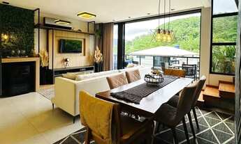 Imagem 7: Sobrado com três dormitórios e vista para o mar em Governador Celso Ramos