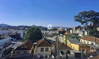 Imagem 2: Encantado Casa com 4 dormitórios