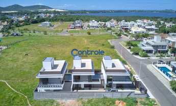 Imagem 4: Casa Pronta com vista permanente morro da Lagoa - Florianópolis