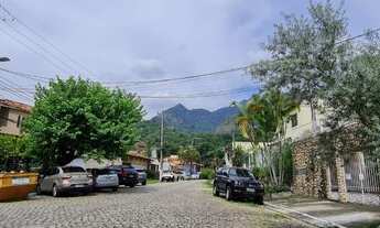 Imagem 3: EXCELENTE CASA 3QTOS-SUÍTE-300M2-3VGS- JARDIM URUÇANGA - ANIL JPA RJ